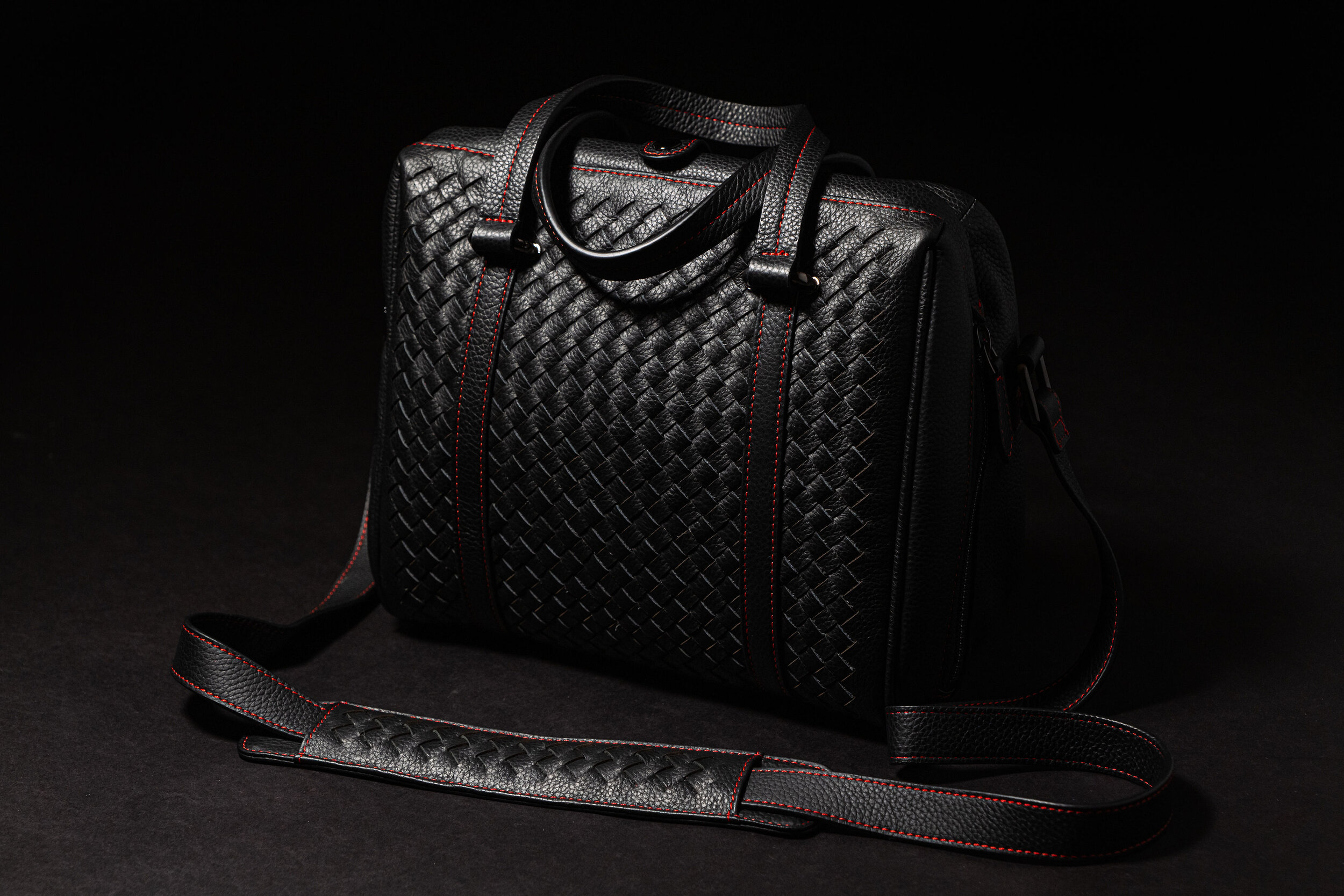 Vi Vante Handmade Leather Camera Bags and Straps